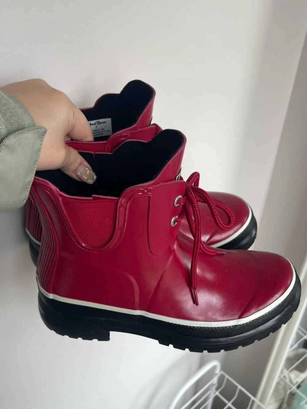 Women 7 Red Waterproof Lace-Up Rain Boots - Picture 3 of 3
